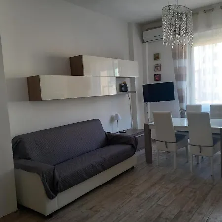 Amici Holiday Apartment